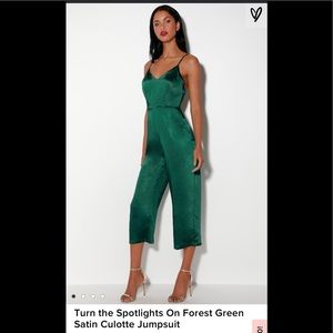Lulu’s NWT Forest Green jumpsuit